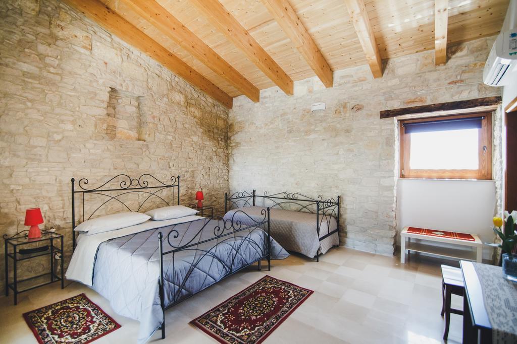 Ai Pilieri Di Bagnoli Βίλα Castel Del Monte  Εξωτερικό φωτογραφία